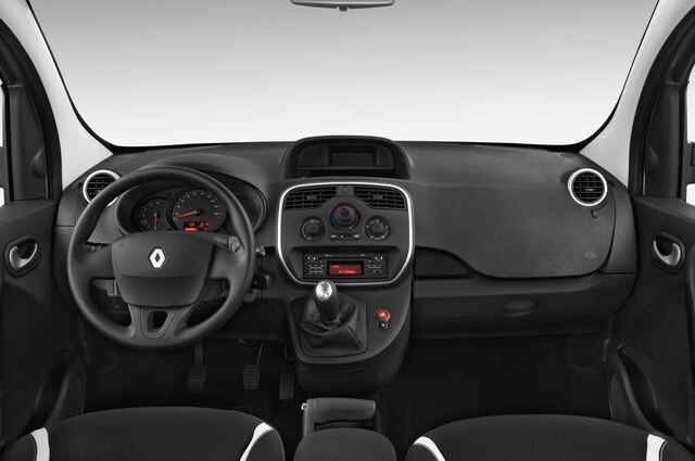 Renault Kangoo (Baujahr 2014) Expression 5 Türen Cockpit und Innenraum