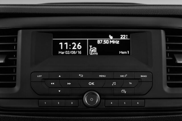 Toyota Proace (Baujahr 2016) Comfort 4 Türen Radio und Infotainmentsystem