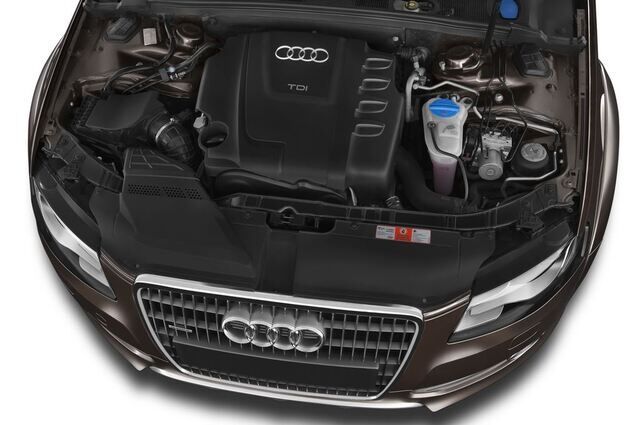 Audi A4 Allroad Quattro (Baujahr 2011) - 5 Türen Motor