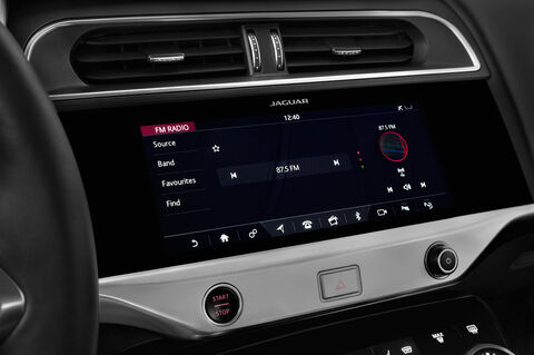 Jaguar I Pace (Baujahr 2019) S 5 Türen Radio und Infotainmentsystem