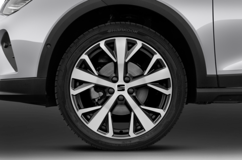 SEAT Arona (Baujahr 2022) Xperience 5 Türen Reifen und Felge