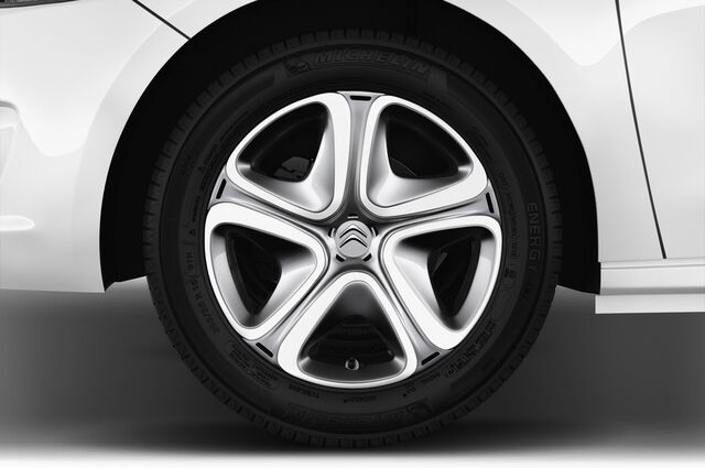 Citroen C-Elysee (Baujahr 2018) Selection 4 Türen Reifen und Felge