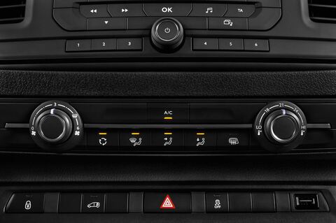 Toyota Proace (Baujahr 2016) Comfort 4 Türen Temperatur und Klimaanlage