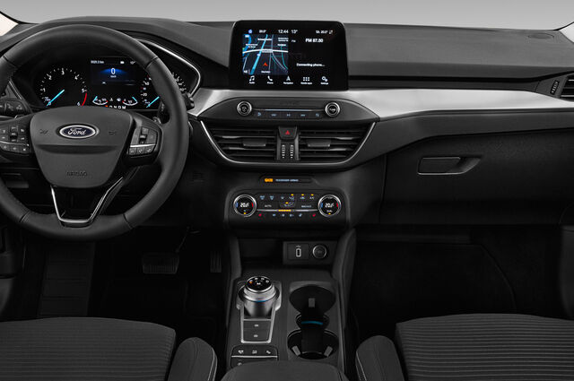 Ford Focus (Baujahr 2018) Titanium 5 Türen Mittelkonsole