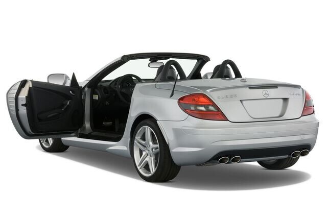 Mercedes SLK (Baujahr 2010) AMG 2 Türen Tür geöffnet