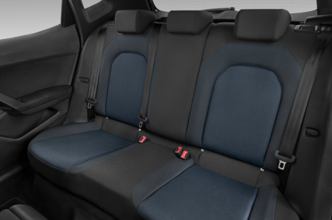 SEAT Arona (Baujahr 2023) FR 5 Türen Rücksitze