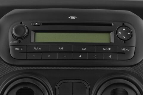 Peugeot Bipper (Baujahr 2010) - 5 Türen Radio und Infotainmentsystem