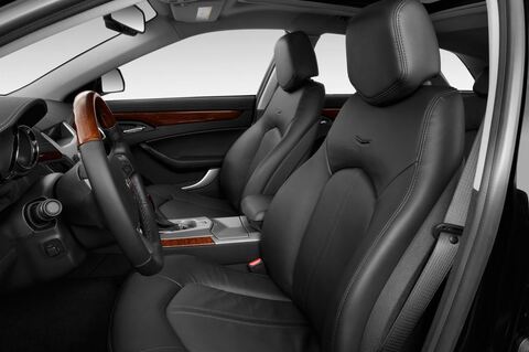 Cadillac CTS (Baujahr 2011) Sport Luxury 5 Türen Vordersitze