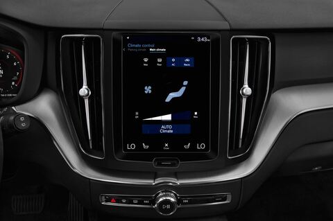 Volvo XC60 (Baujahr 2018) Inscription 5 Türen Temperatur und Klimaanlage