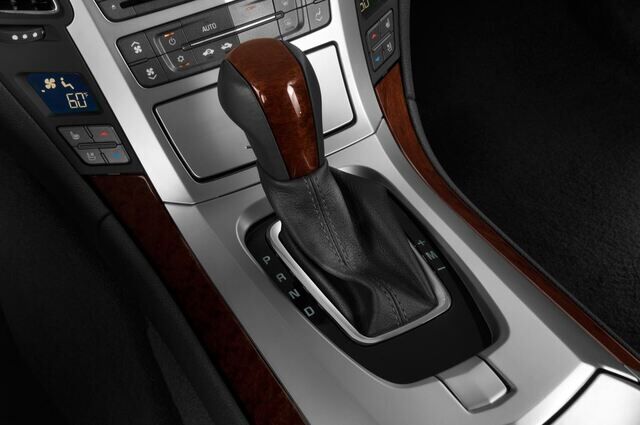 Cadillac CTS (Baujahr 2011) Sport Luxury 5 Türen Schalthebel