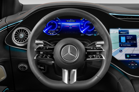 Mercedes EQS SUV (Baujahr 2023) AMG Line 5 Türen Lenkrad