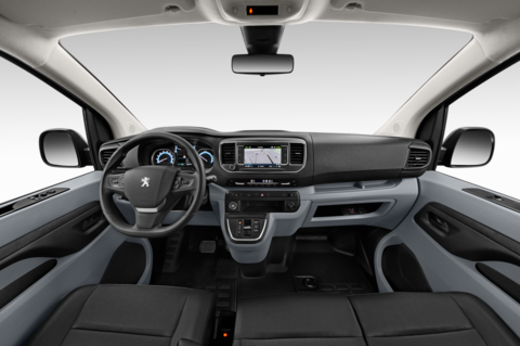 Peugeot e-Expert (Baujahr 2020) Premium 5 Türen Cockpit und Innenraum
