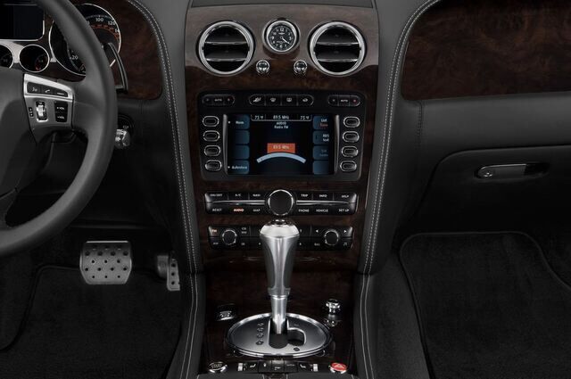 Bentley Continental GT (Baujahr 2010) Speed 2 Türen Mittelkonsole