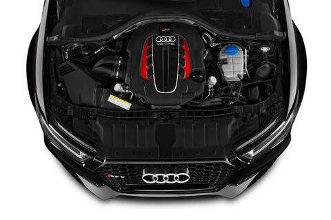 Audi RS 6 Avant (Baujahr 2019) - 5 Türen Motor