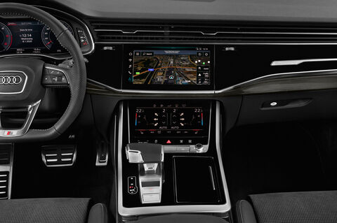 Audi Q7 (Baujahr 2020) S Line 5 Türen Mittelkonsole