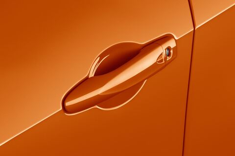 Nissan Micra (Baujahr 2017) Tekna 5 Türen Türgriff
