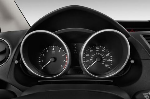 Mazda Mazda5 (Baujahr 2011) Prime-Line 5 Türen Tacho und Fahrerinstrumente