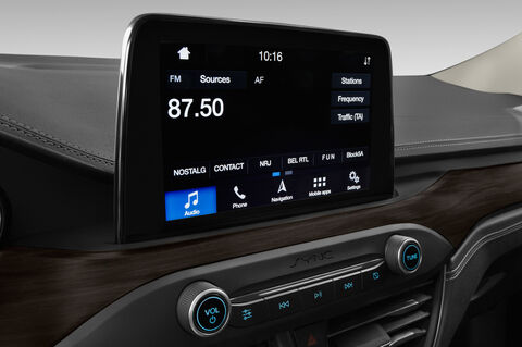 Ford Focus Turnier (Baujahr 2019) Vignale 5 Türen Radio und Infotainmentsystem