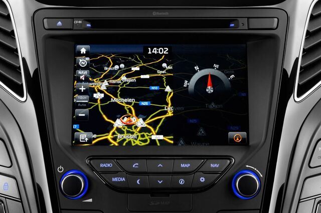 Hyundai I40 (Baujahr 2015) Premium 5 Türen Radio und Infotainmentsystem