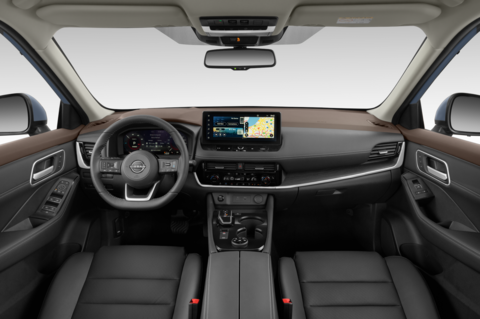 Nissan X-Trail (Baujahr 2023) e-Power Tekna 5 Türen Cockpit und Innenraum