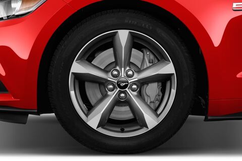 Ford Mustang (Baujahr 2016) GT 2 Türen Reifen und Felge