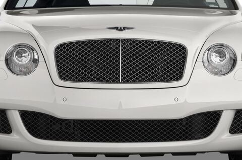 Bentley Continental GT (Baujahr 2010) Speed 2 Türen Kühlergrill und Scheinwerfer