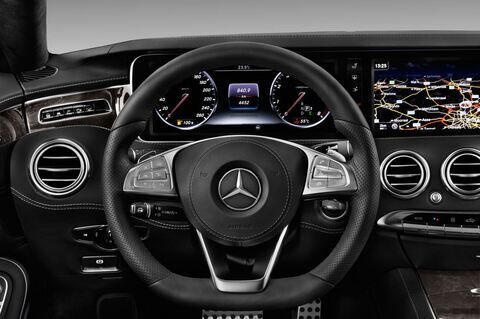 Mercedes S Class (Baujahr 2017) - 2 Türen Lenkrad