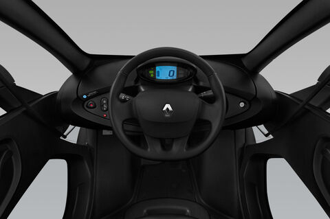 Renault Twizy (Baujahr 2018) Cargo 3 Türen Cockpit und Innenraum