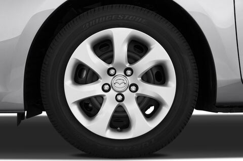 Mazda Mazda3 (Baujahr 2009) Center-Line 4 Türen Reifen und Felge