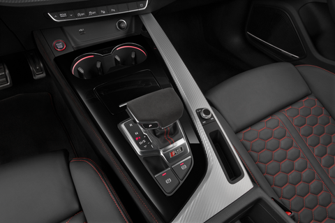 Audi RS4 Avant (Baujahr 2023) - 5 Türen Schalthebel