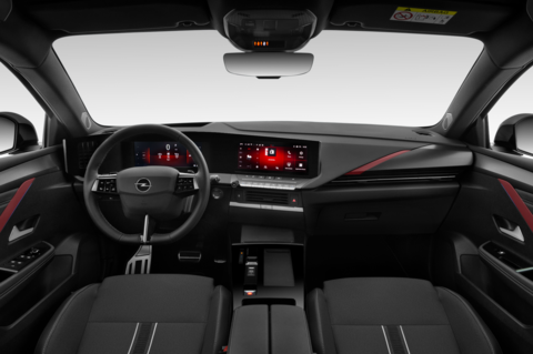 Opel Astra (Baujahr 2022) GS Line 5 Türen Cockpit und Innenraum