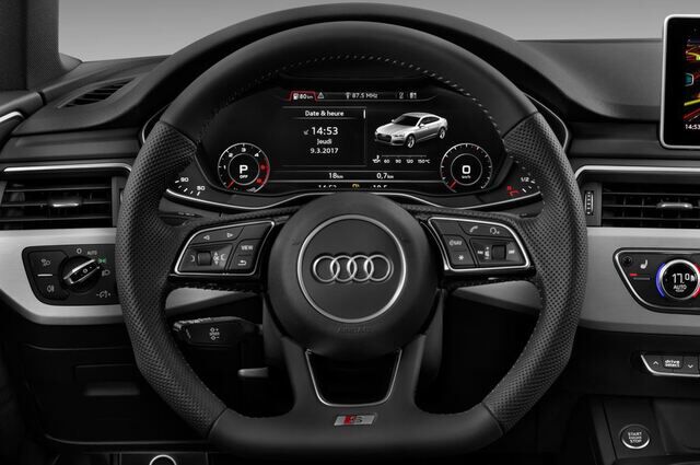 Audi A5 Sportback (Baujahr 2017) sport 5 Türen Lenkrad