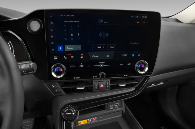 Lexus NX (Baujahr 2022) 350h Luxury Line 5 Türen Radio und Infotainmentsystem