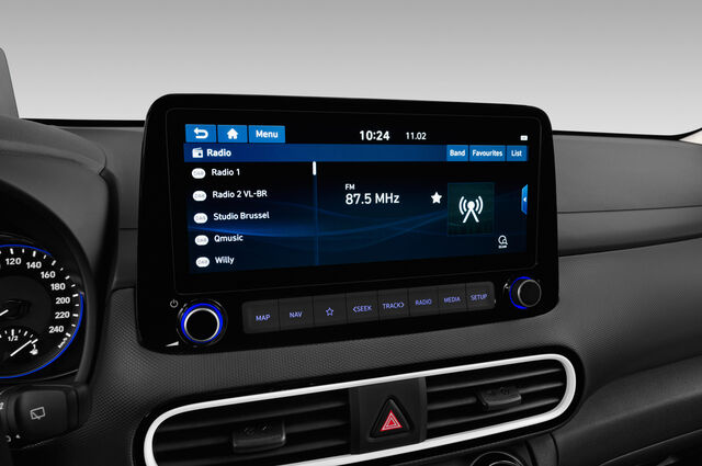 Hyundai Kona Hybrid (Baujahr 2020) Trend 5 Türen Radio und Infotainmentsystem