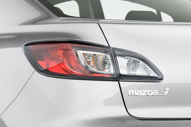 Mazda Mazda3 (Baujahr 2009) Center-Line 4 Türen Rücklicht