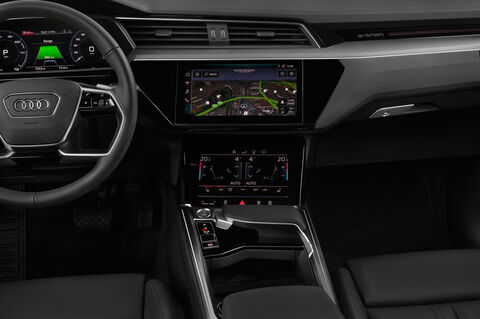 Audi e-tron (Baujahr 2019) Advanced 5 Türen Mittelkonsole