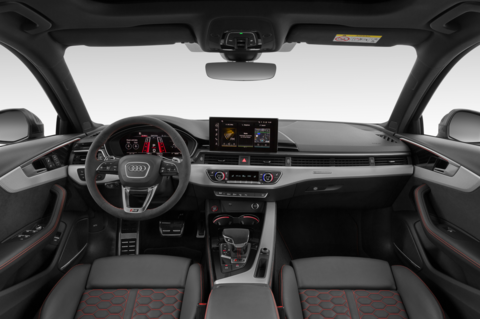 Audi RS4 Avant (Baujahr 2023) - 5 Türen Cockpit und Innenraum
