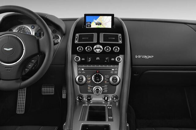Aston Martin Virage (Baujahr 2012) - 2 Türen Mittelkonsole