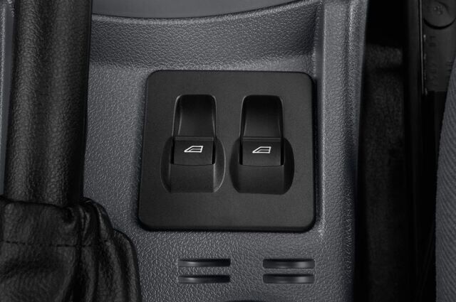 Ford Transit Connect (Baujahr 2013) Trend 5 Türen Bedienungselemente Tür