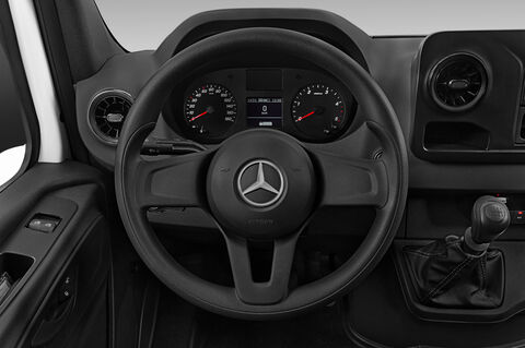 Mercedes Sprinter (Baujahr 2019) - 2 Türen Lenkrad