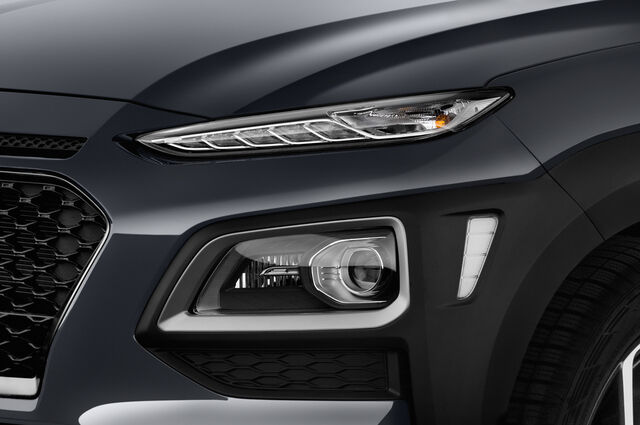 Hyundai Kona Hybrid (Baujahr 2020) Trend 5 Türen Scheinwerfer