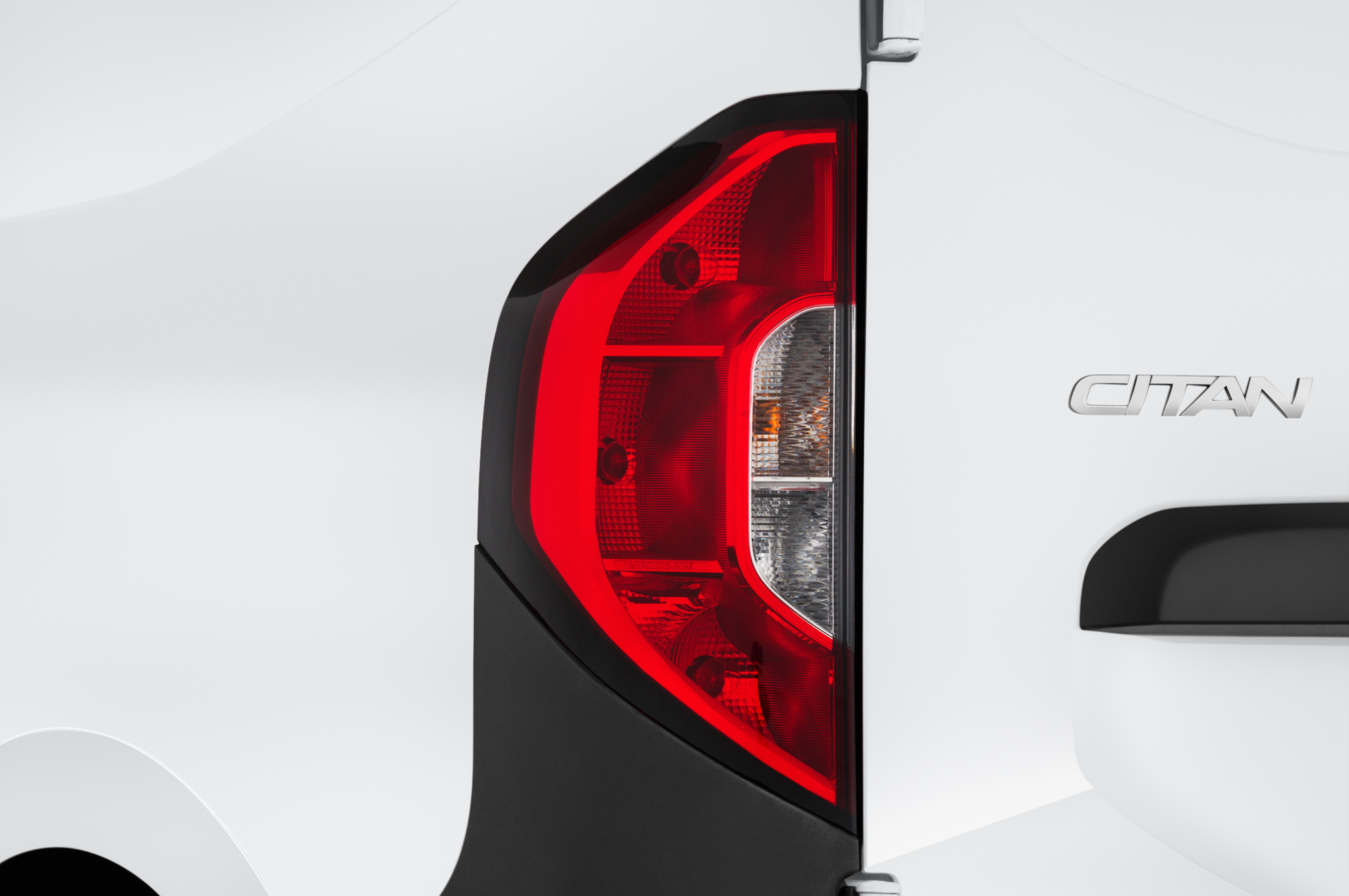 Mercedes Citan Furgon (Baujahr 2023) Pro 4 Türen Rücklicht