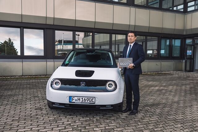 German Car of the Year 2021 - Mitten ins Elektroherz
