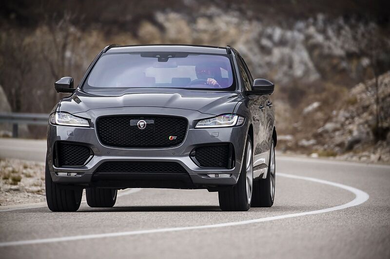 Jaguar F-Pace 3.0 S - Premier League