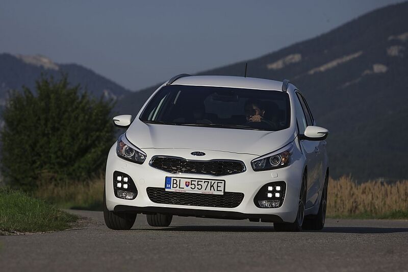 Kia Ceed Sportswagon 1.0 T-GDI - Hecklift mit inneren Werten