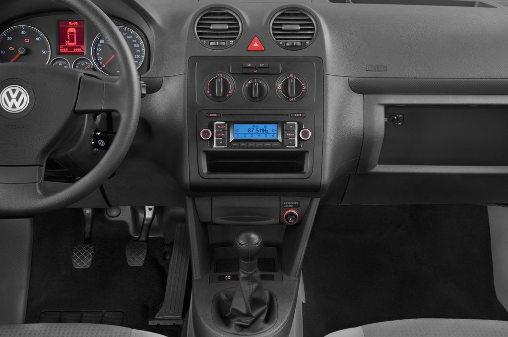 Volkswagen Caddy Life (Baujahr 2009) TDI 5 Türen Mittelkonsole