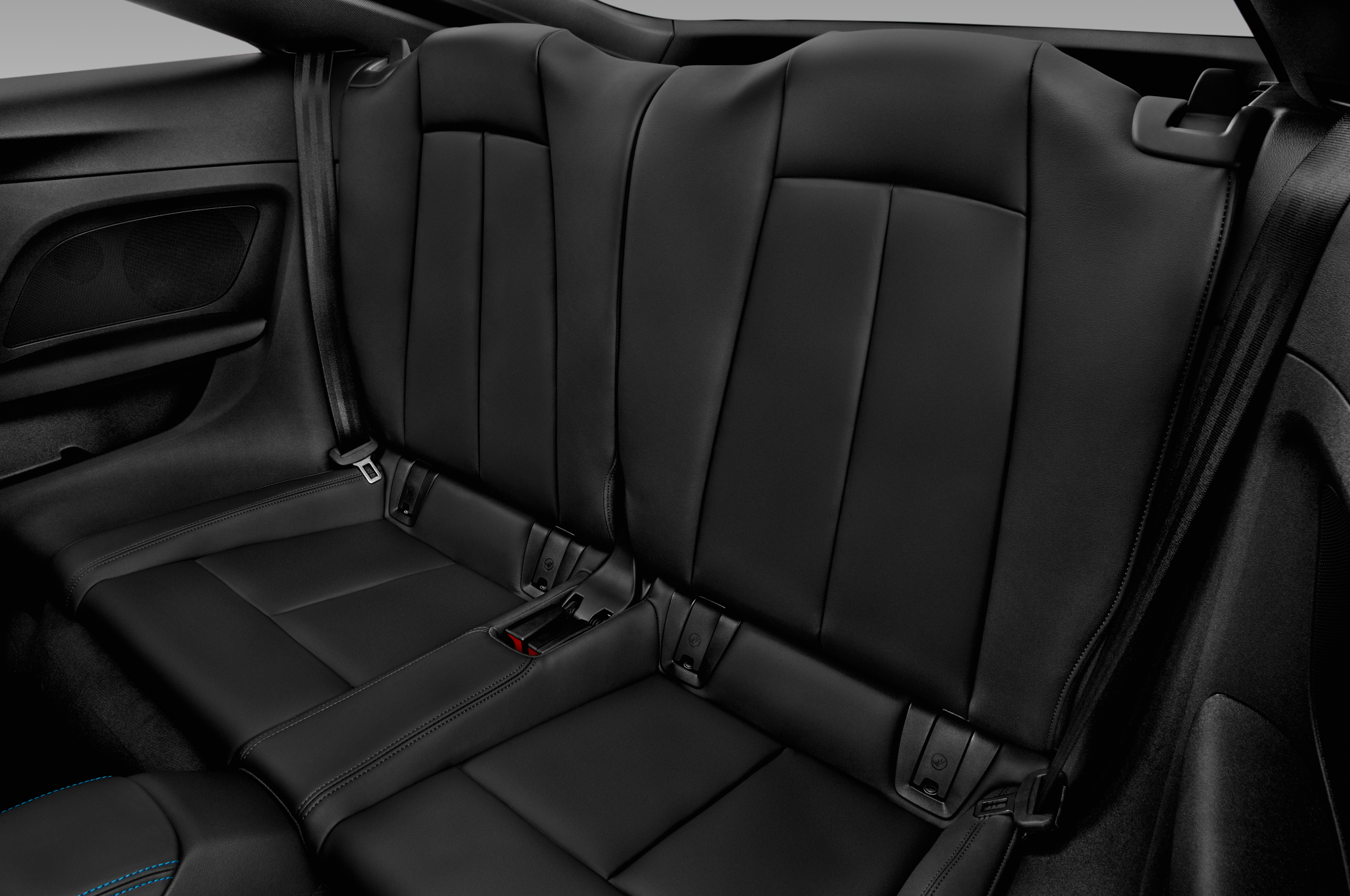 Audi TT RS (Baujahr 2022) - 2 Türen Rücksitze