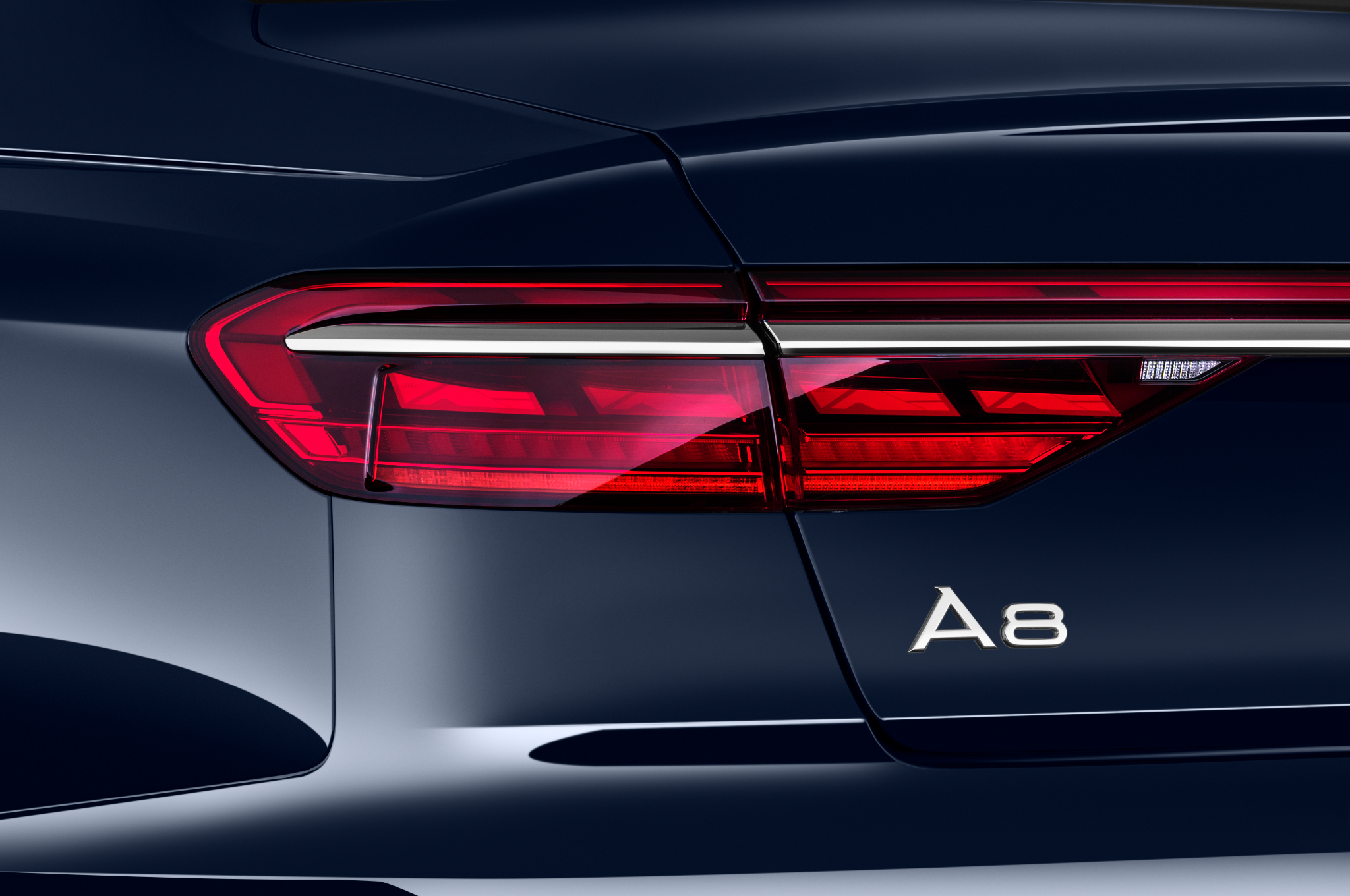 Audi A8 (Baujahr 2022) Base PHEV 4 Türen Rücklicht
