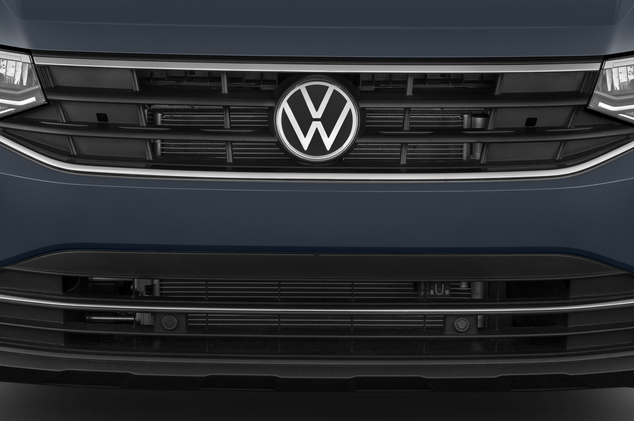 Volkswagen Tiguan (Baujahr 2021) Elegance 5 Türen Kühlergrill und Scheinwerfer
