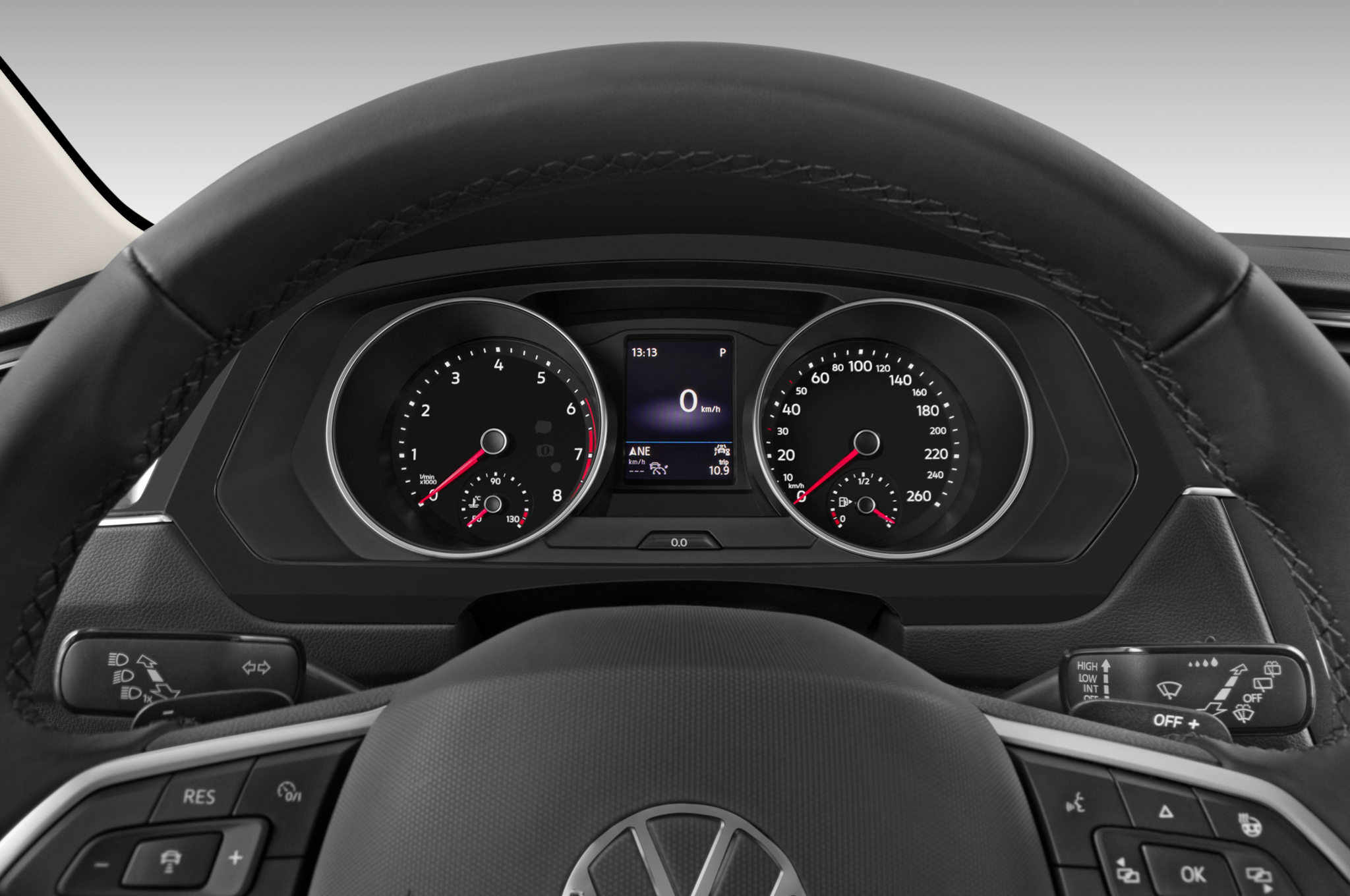 Volkswagen Tiguan (Baujahr 2021) Elegance 5 Türen Tacho und Fahrerinstrumente